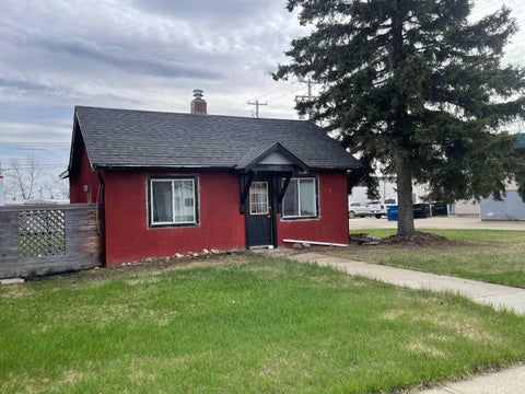Photo of 10915 104 Ave Avenue, Fairview, AB T0H 1L0 (MLS # A2334685)