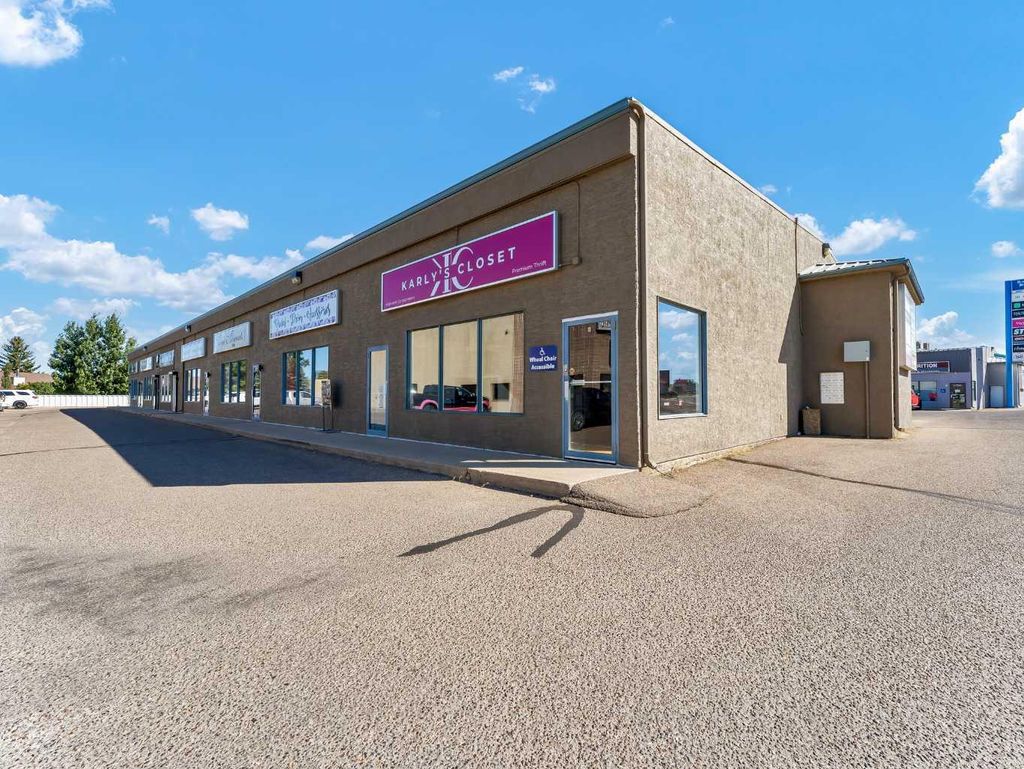 Photo of 3295 Dunmore Road SE #8, Medicine Hat, AB T1B 3R2 (MLS # A2310555)