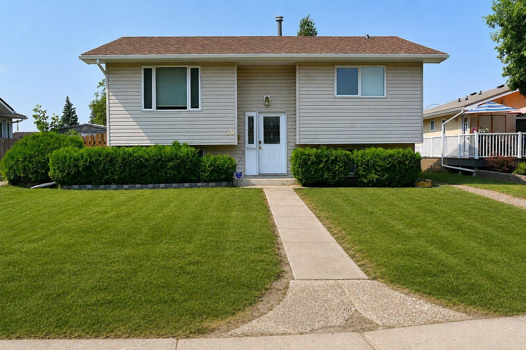 39 CHINOOK ROAD W, BROOKS, AB T1R 0C6 - Image 3523642461.jpeg?d=l