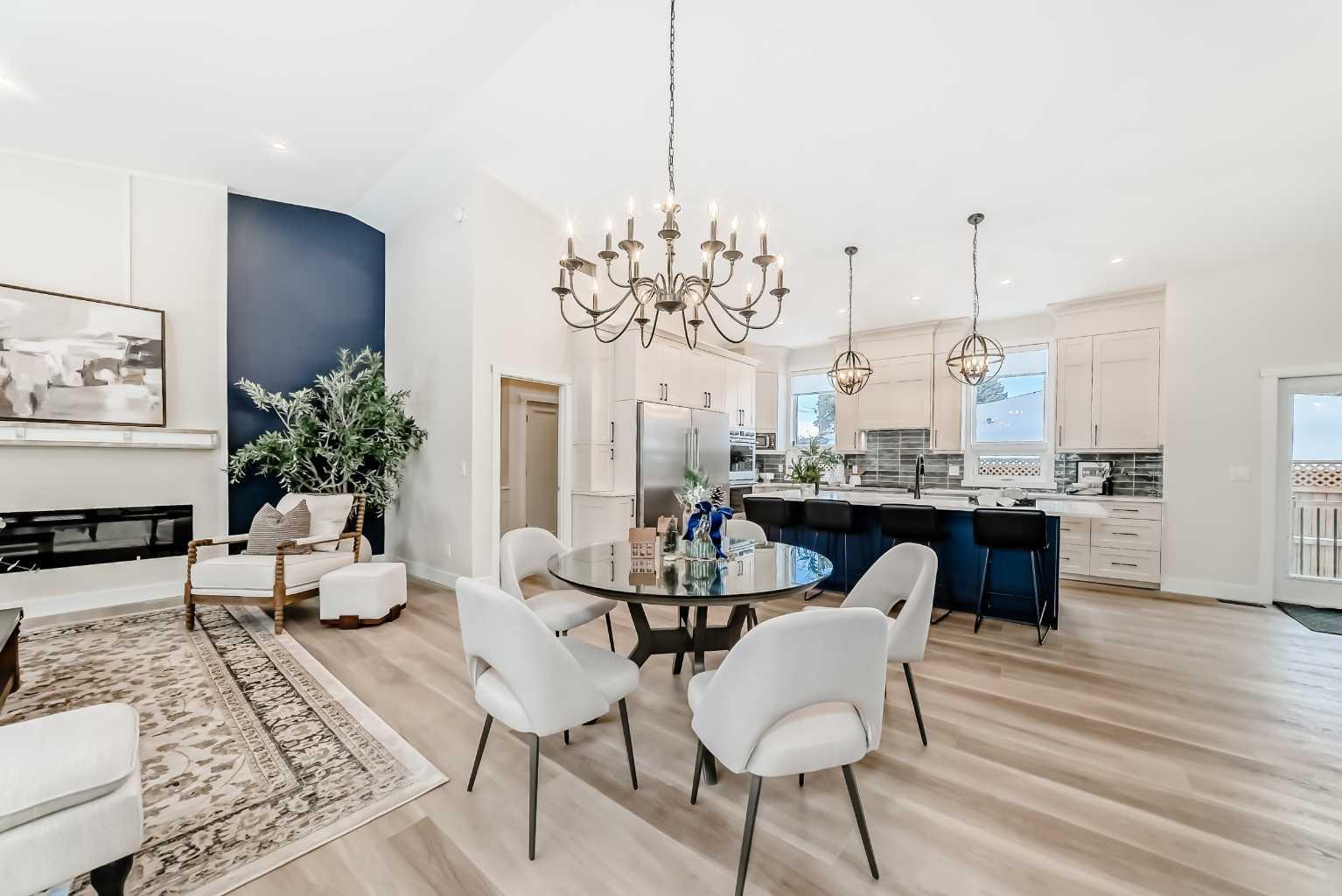 1 Spruce Bank Crescent SW