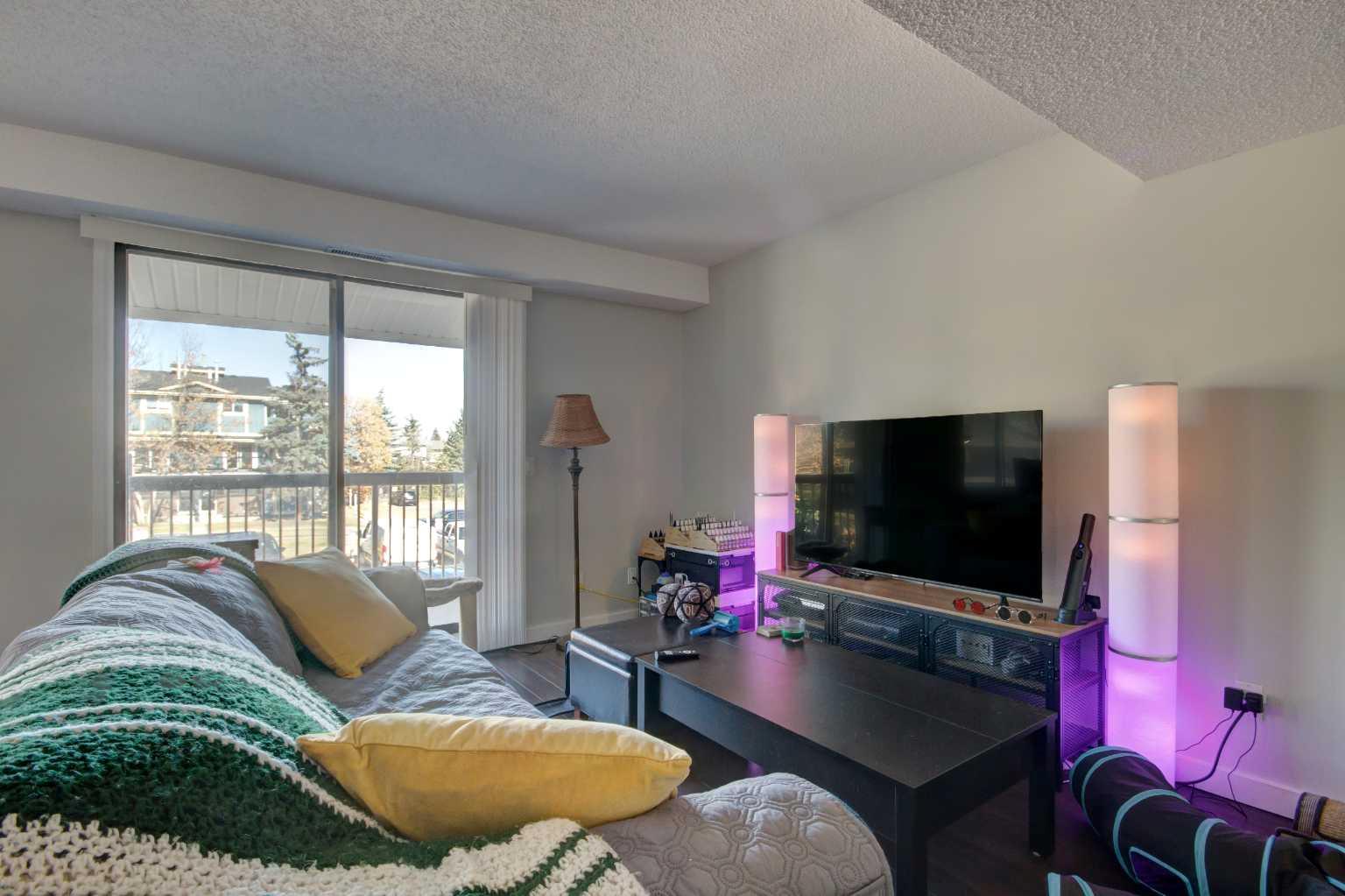 2200 Woodview Drive SW 602