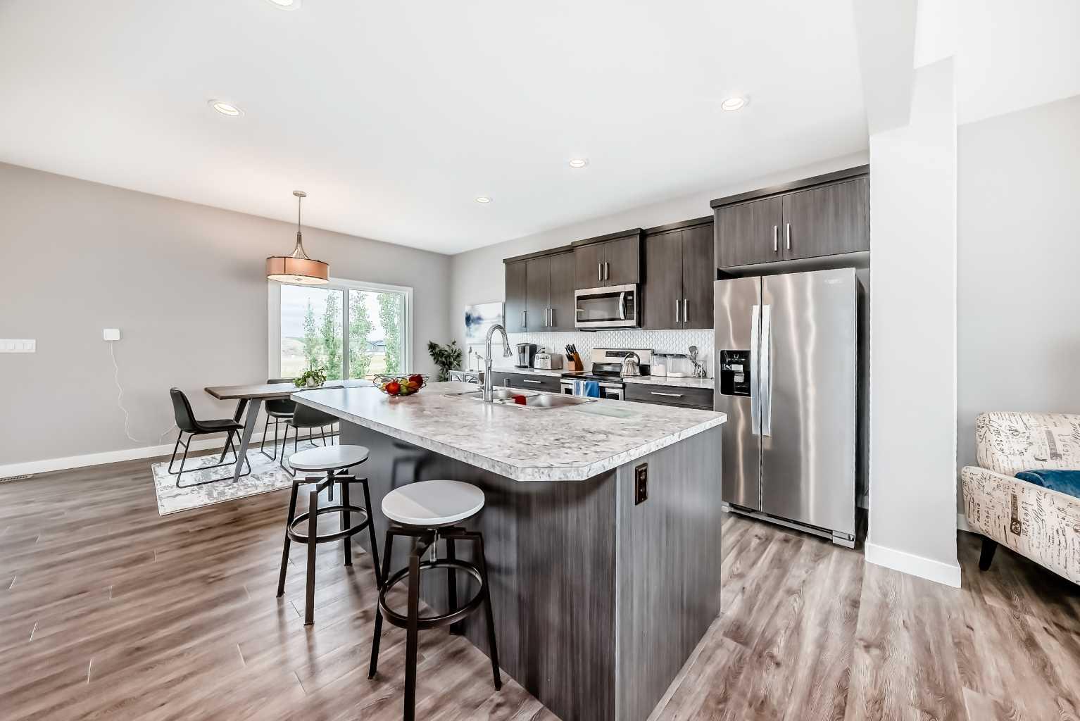 14 Aurora Boulevard