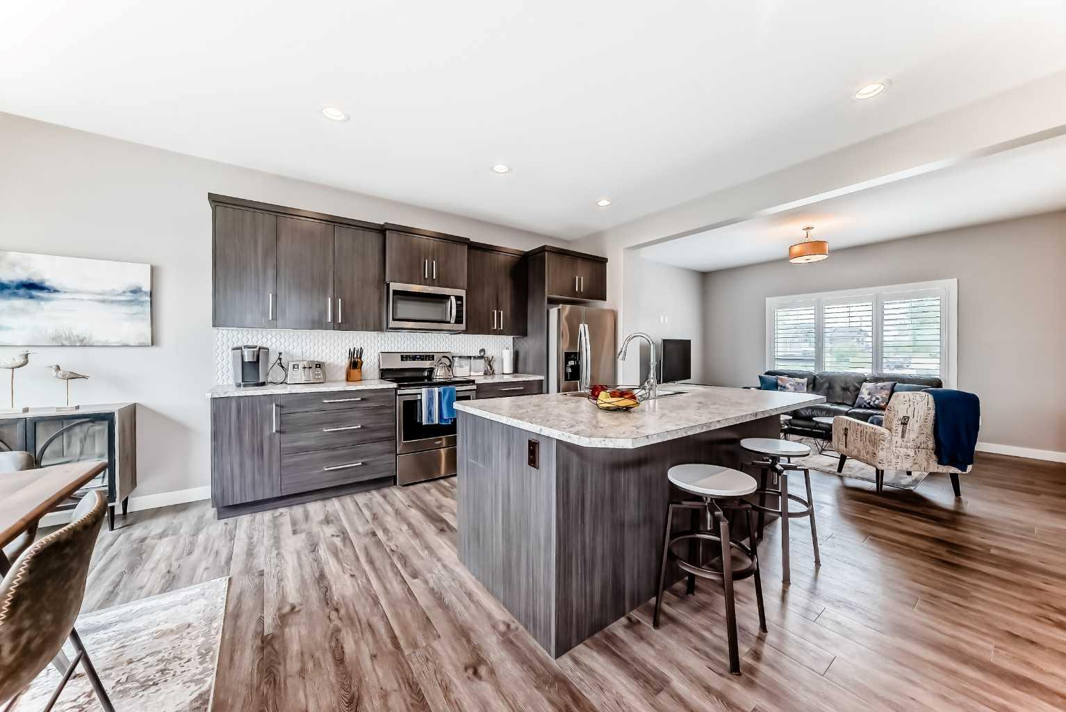14 Aurora Boulevard