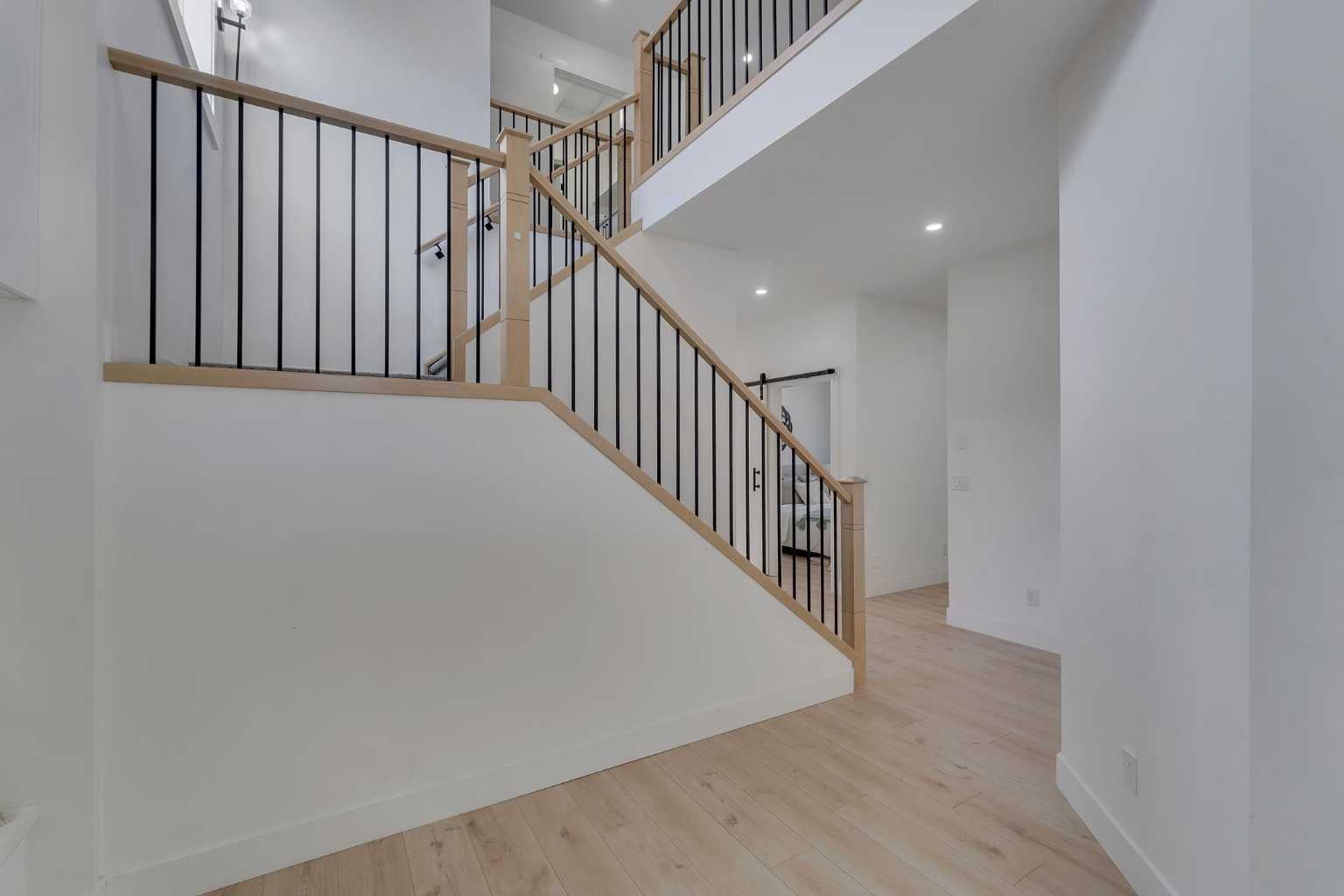 247 Coopers Cove SW