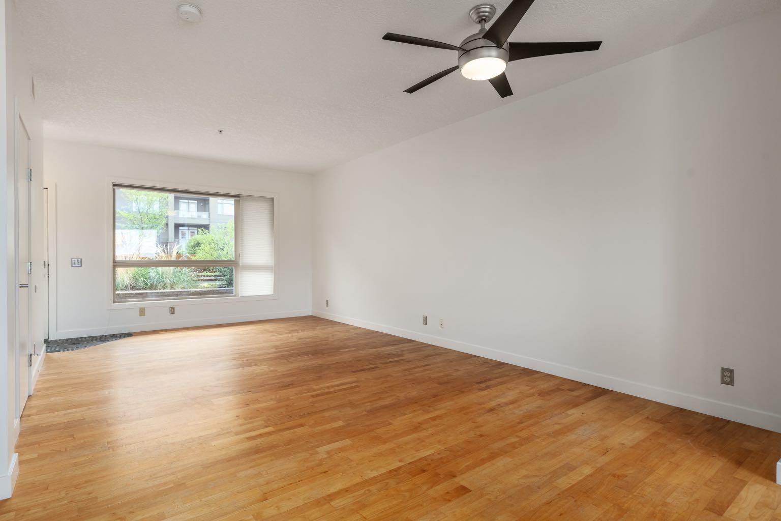 118 8 Street NE 213