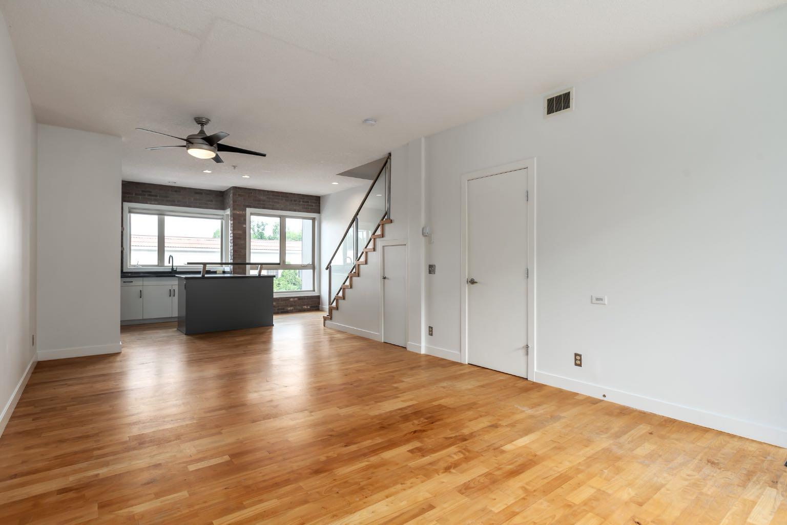 118 8 Street NE 213