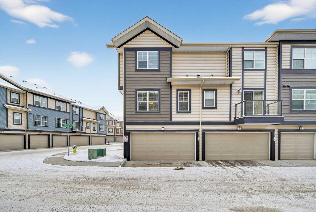Photo of 1137 McKenzie Towne Row SE, Calgary, AB T2Z 1E2 (MLS # A2281025)