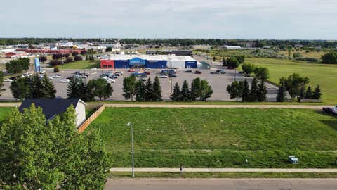Photo of 85 Upland Boulevard NW, Brooks, AB T1R 0R3 (MLS # A2334437)
