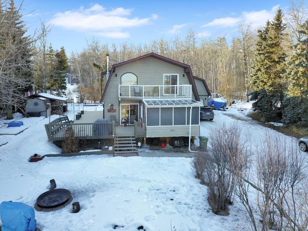 Photo of 20 Lakeshore Drive, Rural Ponoka County, AB T0C 2J0 (MLS # A2286707)