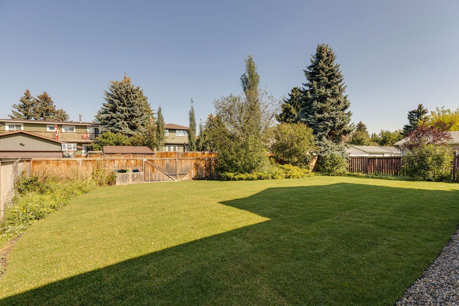 308 Silvergrove Drive NW