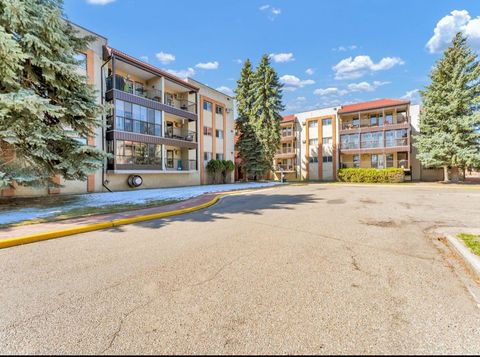 Photo of 1480 Southveiw Drive SE #127, Medicine Hat, AB T1B 3Z3 (MLS # A2303400)