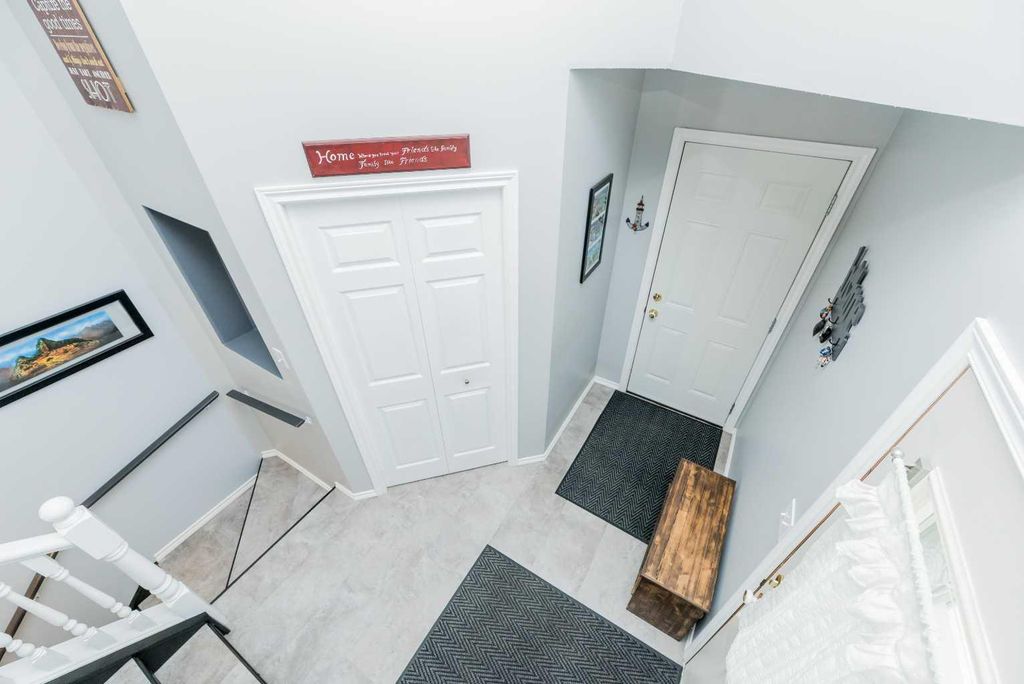 Photo of 10015 93 Avenue, Wembley, AB T0H 3S0 (MLS # A2264465)