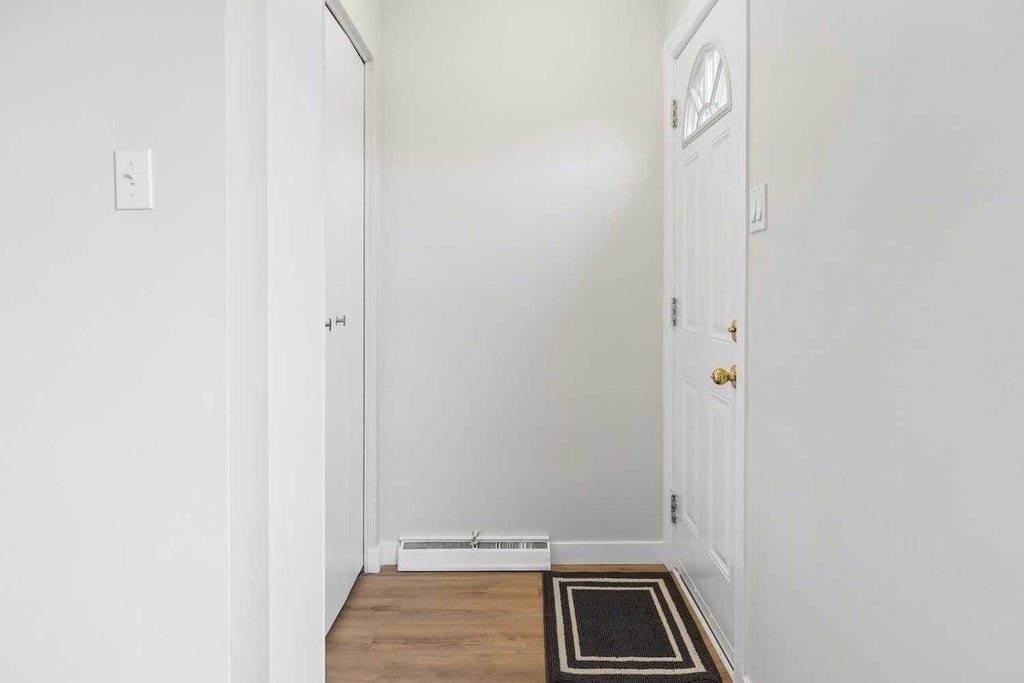 Photo of 2111 5 Avenue NW, Calgary, AB T2N 0S6 (MLS # A2355729)