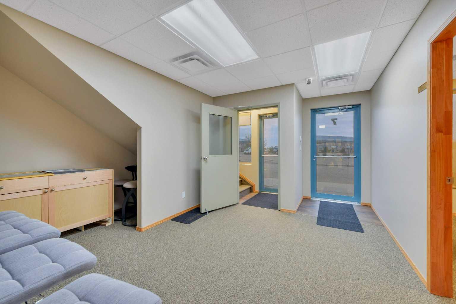 7471 Edgar Industrial Bend 7