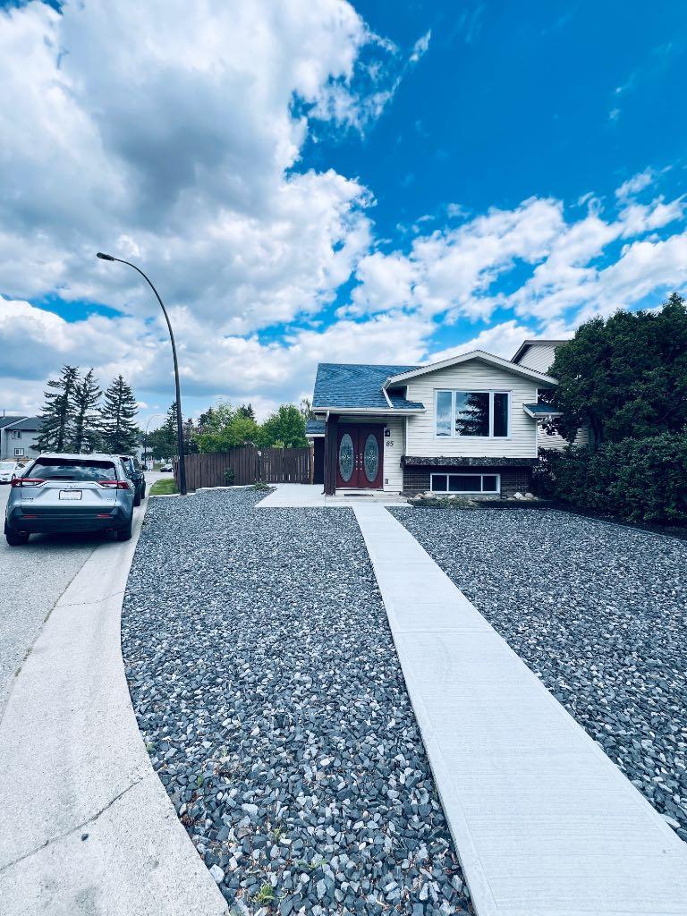 85 Abergale Close NE
