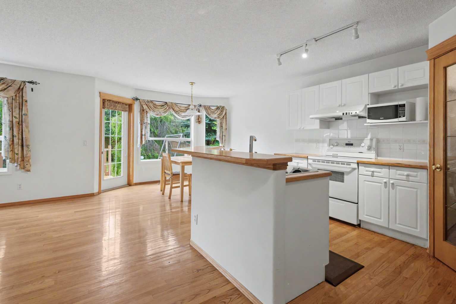 142 Somerset Park SW
