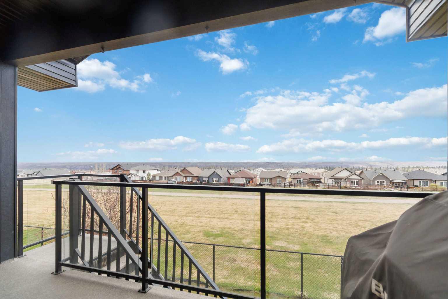 208 SPARROW HAWK Drive 14