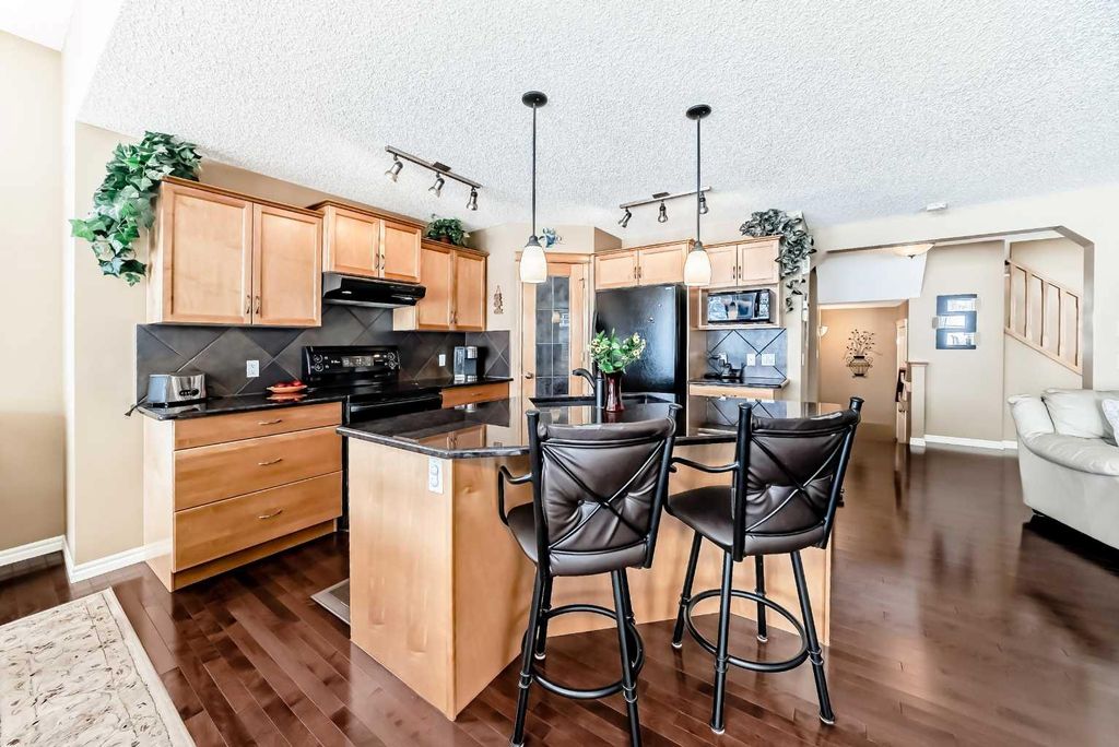 Photo of 41 Kincora Drive NW, Calgary, AB T3R 1L2 (MLS # A2296531)