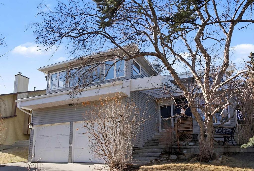 Photo of 188 Bernard Drive NW, Calgary, AB T3K 2B7 (MLS # A2287043)