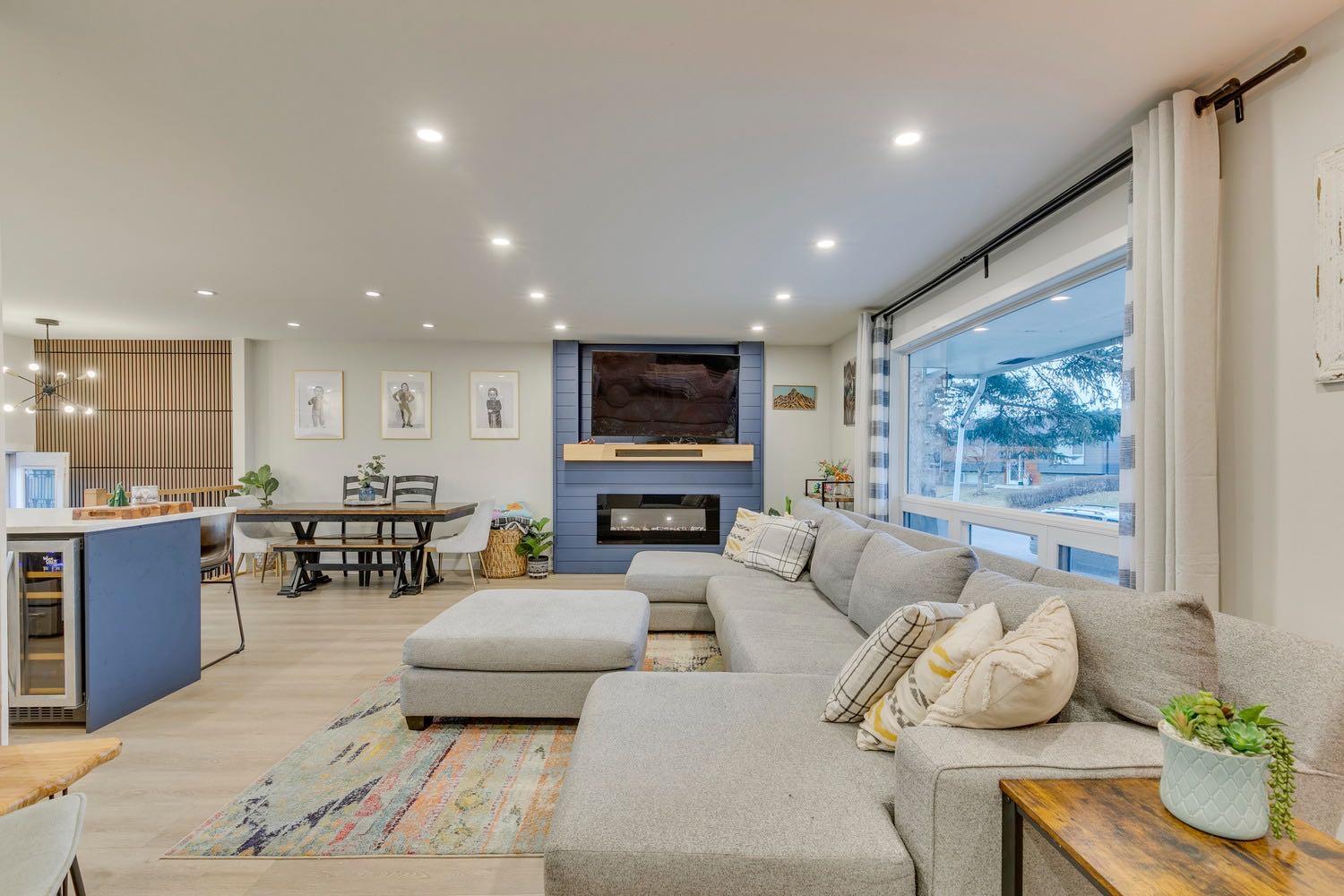 1324 Lake Sylvan Drive SE