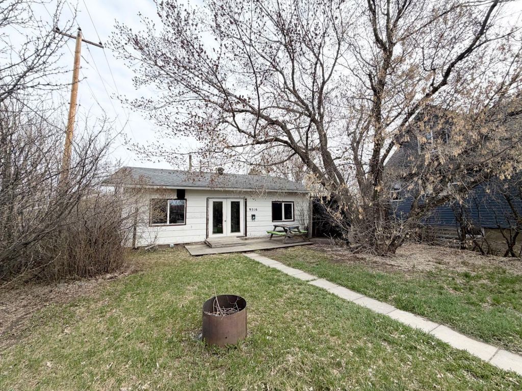 Photo of 9516 102 Avenue, Grande Prairie, AB T8V 0Z6 (MLS # A2310747)
