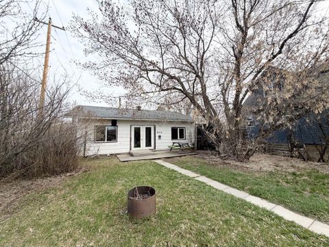 Photo of 9516 102 Avenue, Grande Prairie, AB T8V 0Z6 (MLS # A2310747)