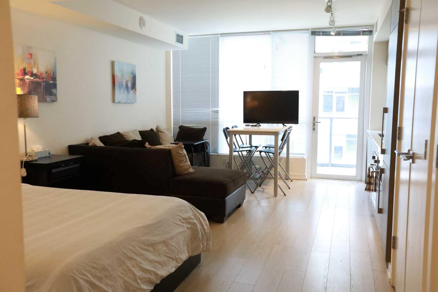 51 Waterfront Mews SW 304