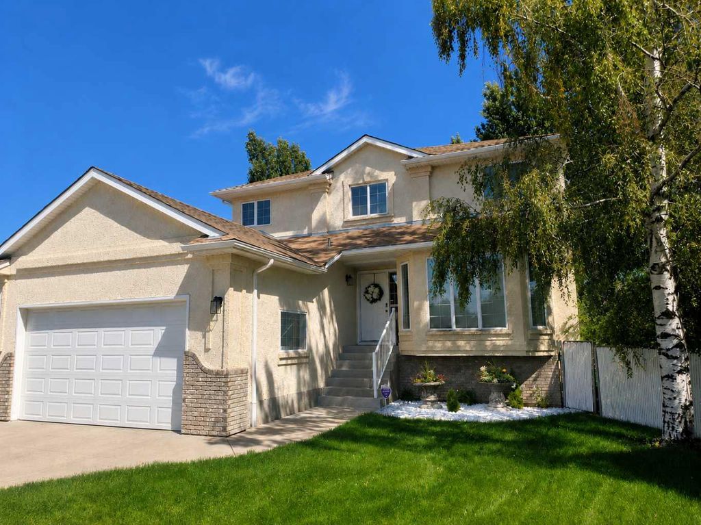 Photo of 6 Cambria Place, Strathmore, AB T1P 1L9 (MLS # A2312661)