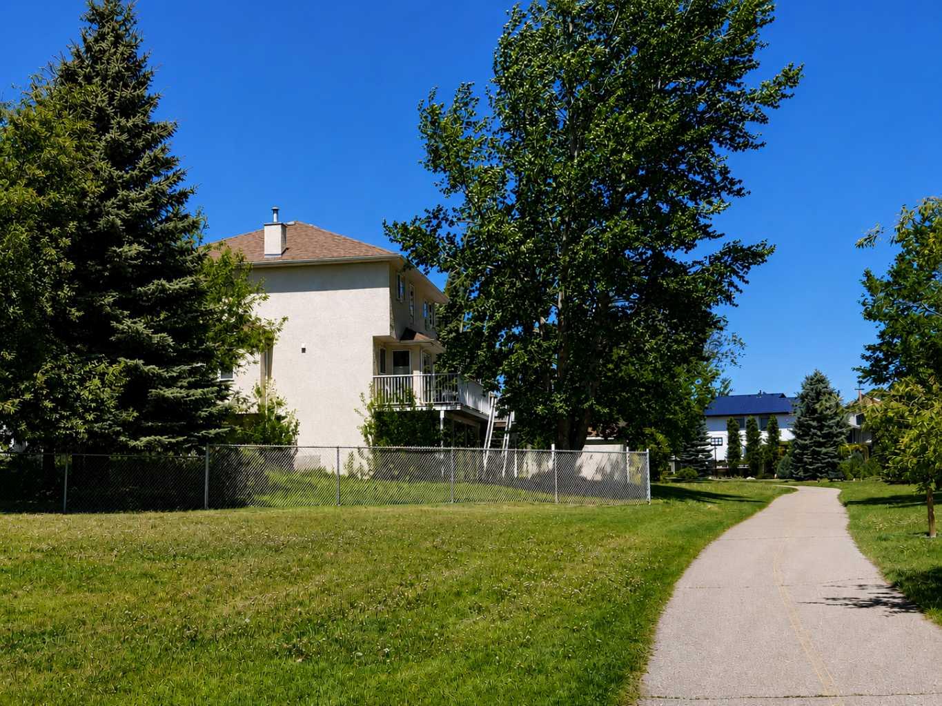 6 Cambria Place