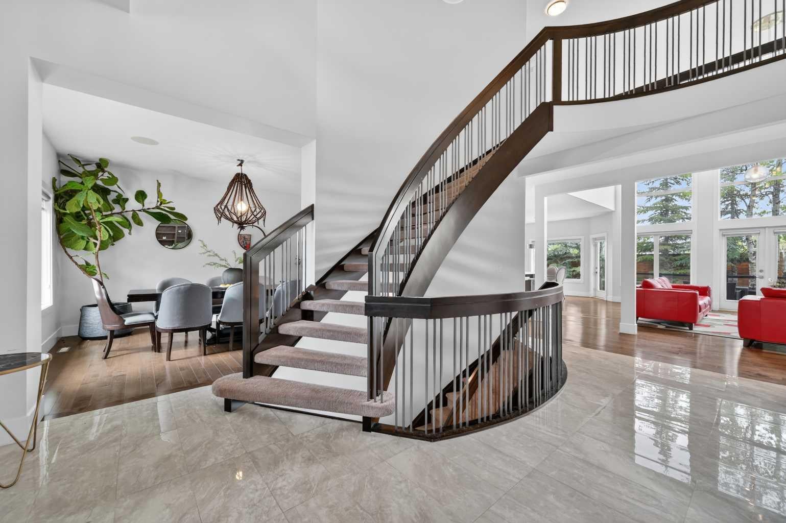 168 Posthill Drive SW
