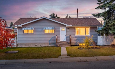 Photo of 2120 Milne Drive NE, Calgary, AB T2E 6B8 (MLS # A2353848)