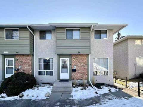 Photo of 6915 Ranchview Drive NW #16, Calgary, AB T3G 1R8 (MLS # A2303536)