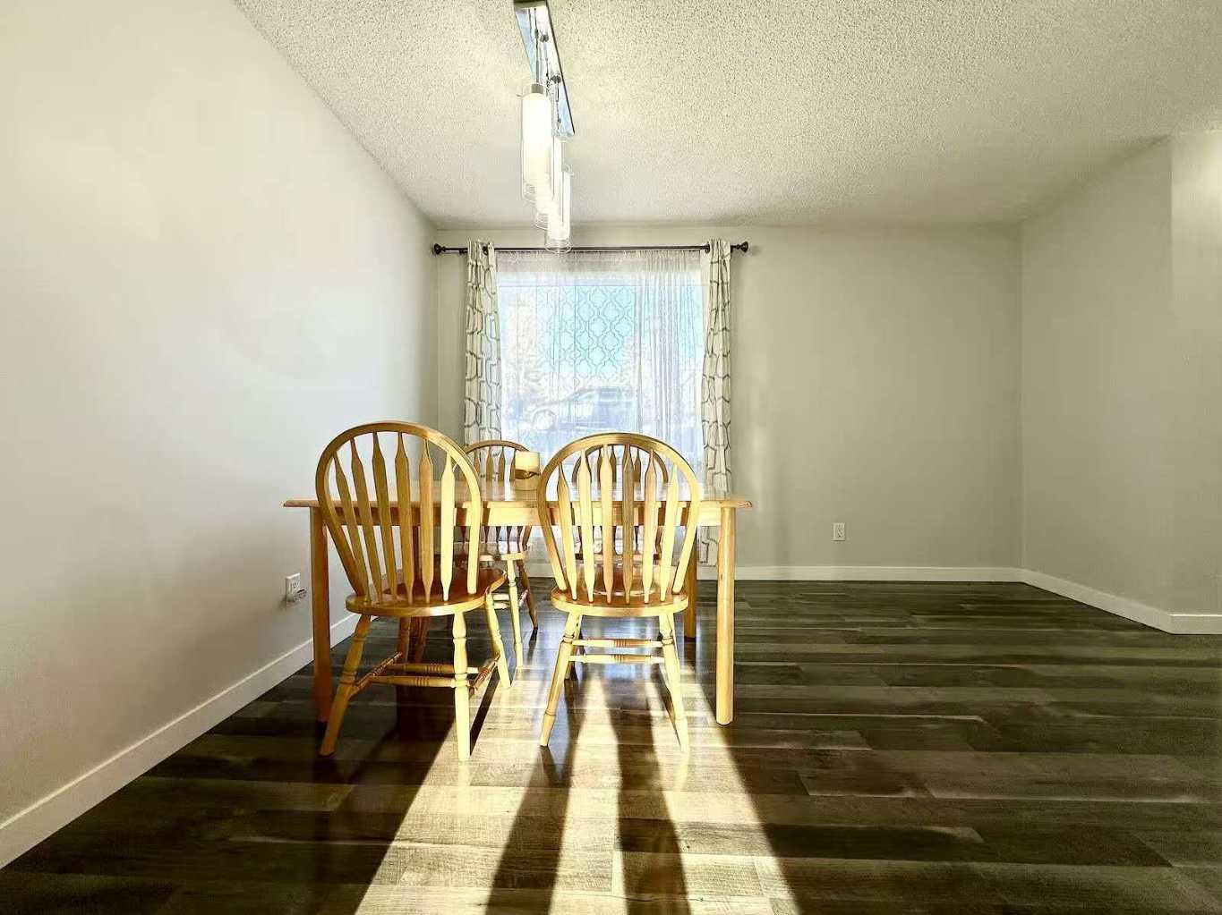 6915 Ranchview Drive NW 16