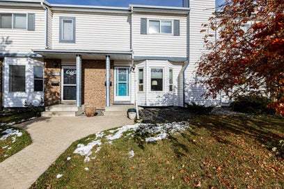 51 Elwell Close Red Deer AB T4R 2E2