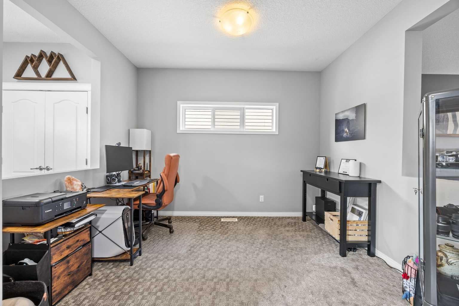 82 Cimarron Grove Close