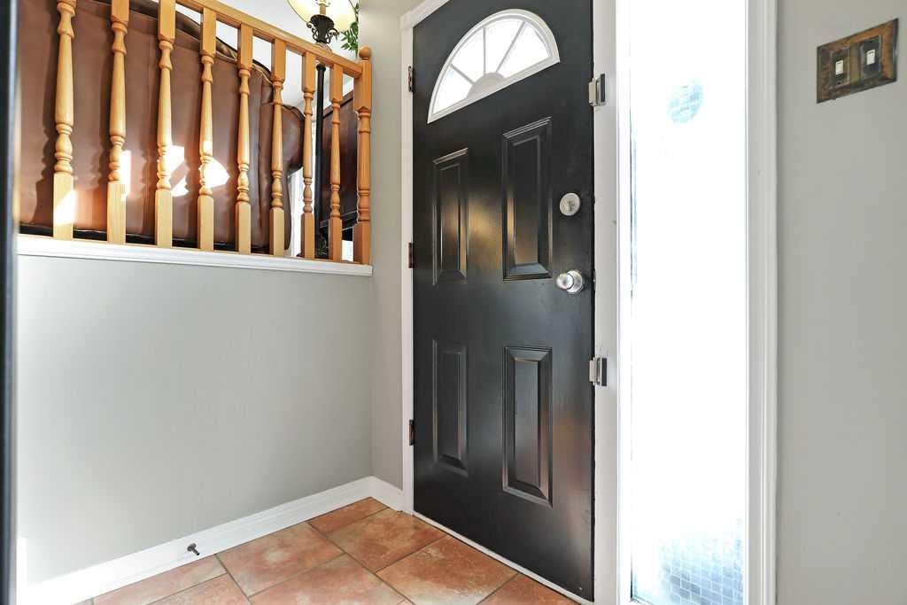 Photo of 11147 Braeside Drive SW, Calgary, AB T2W 1C2 (MLS # A2349485)