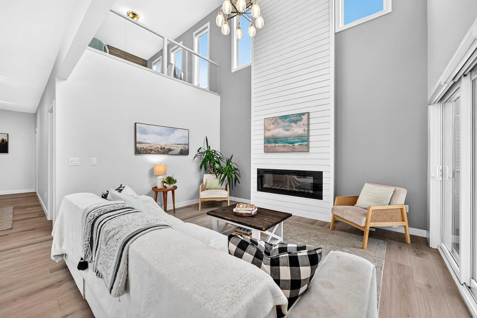 543 Rivercrest View