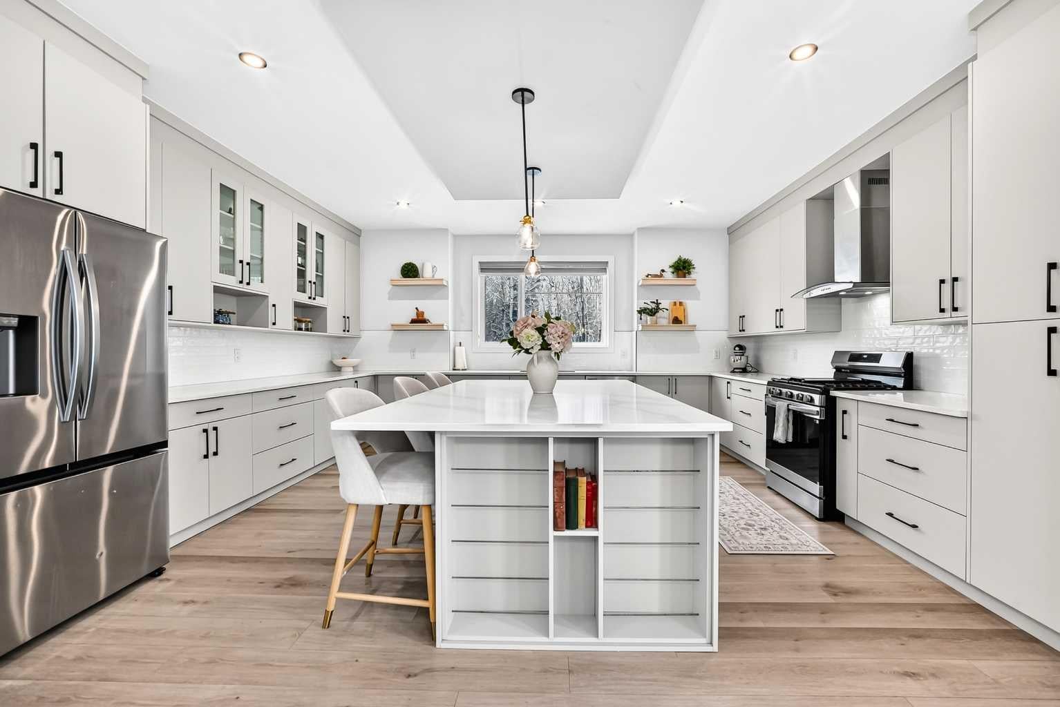 543 Rivercrest View