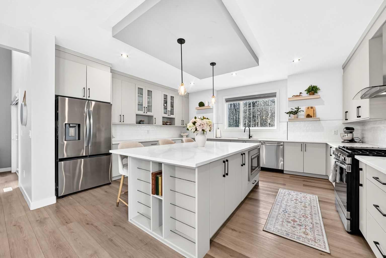 543 Rivercrest View