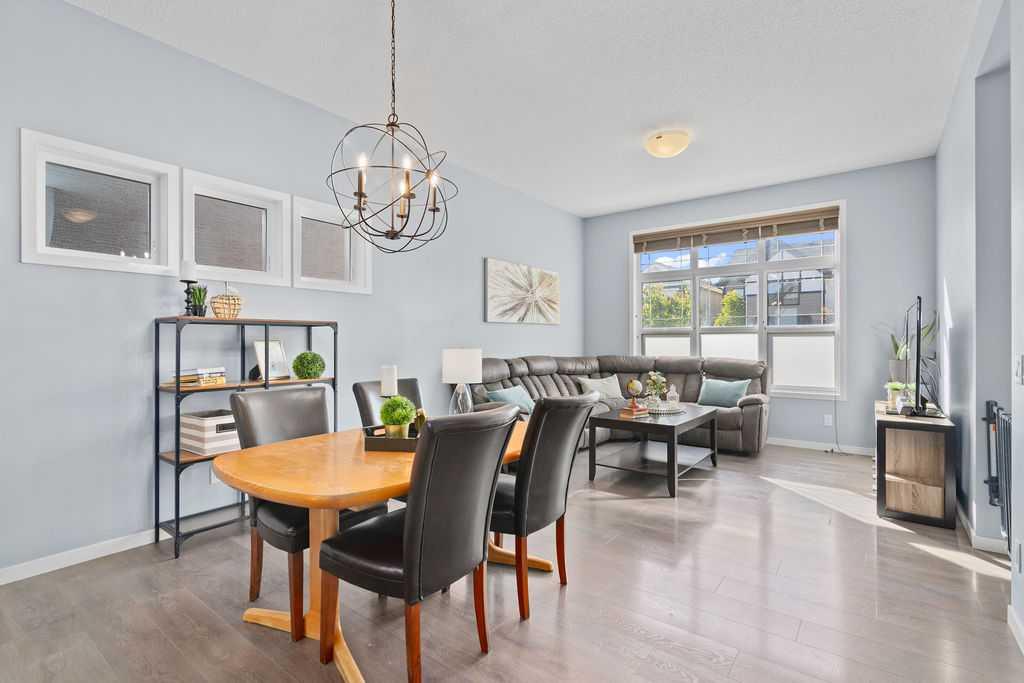 103 Masters Heights SE