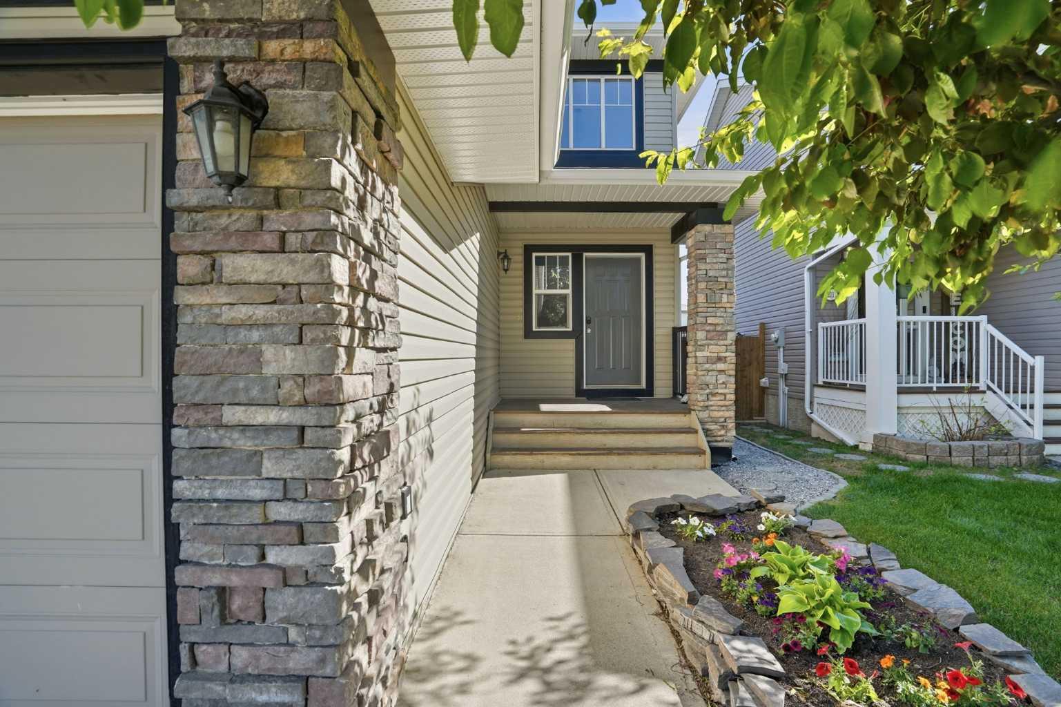 207 Sagewood Drive SW