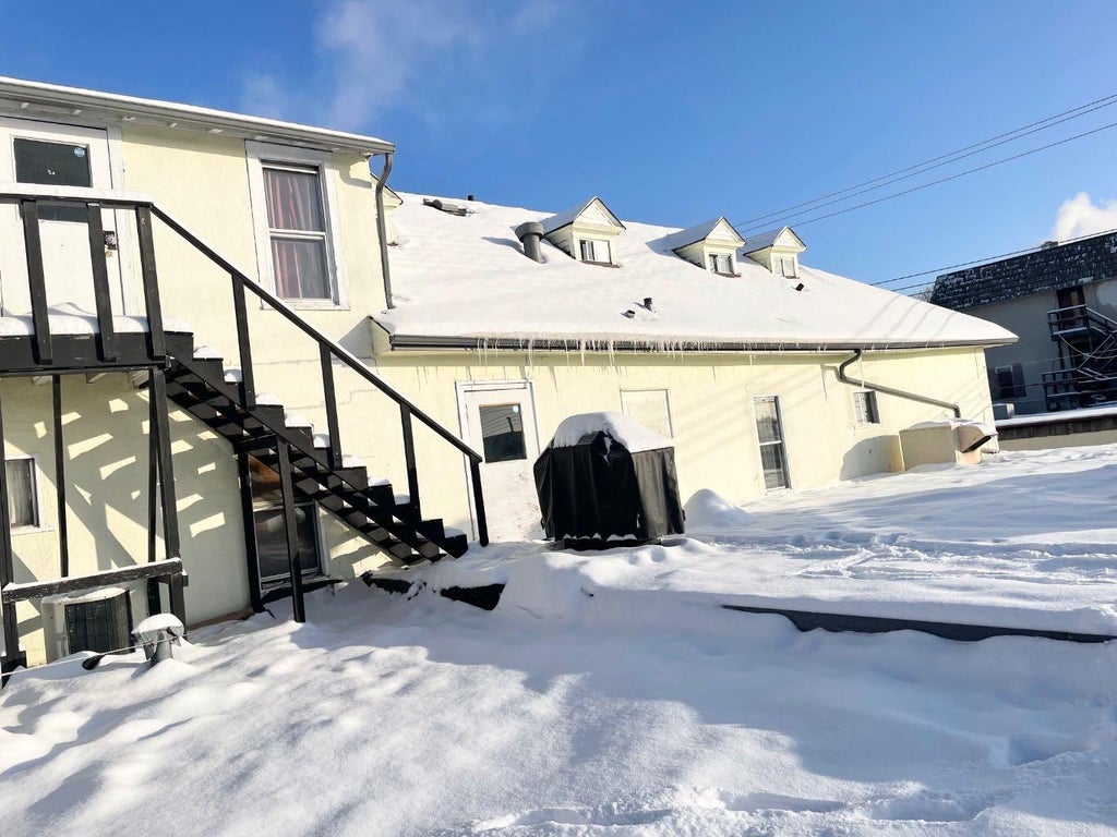 Photo of 5009 50 Avenue, Ponoka, AB T4J 1R7 (MLS # A2349114)