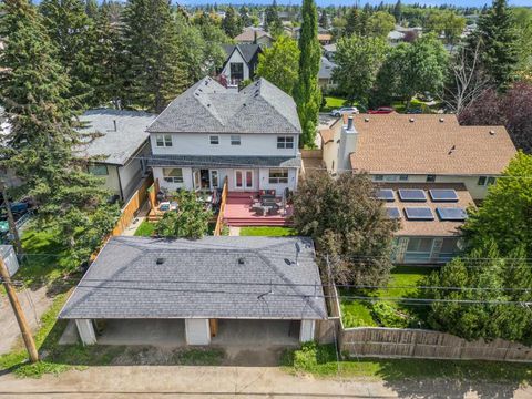 3111 39 Street SW Calgary AB T3E 3G9