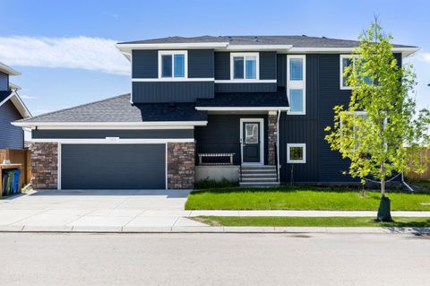 Photo of 183 Brander Avenue, Langdon, AB T0J 1X2 (MLS # A2300567)