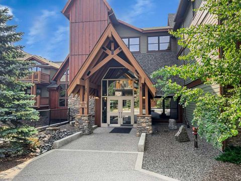 106 Stewart Creek landing 306 Canmore AB T1W 0G6