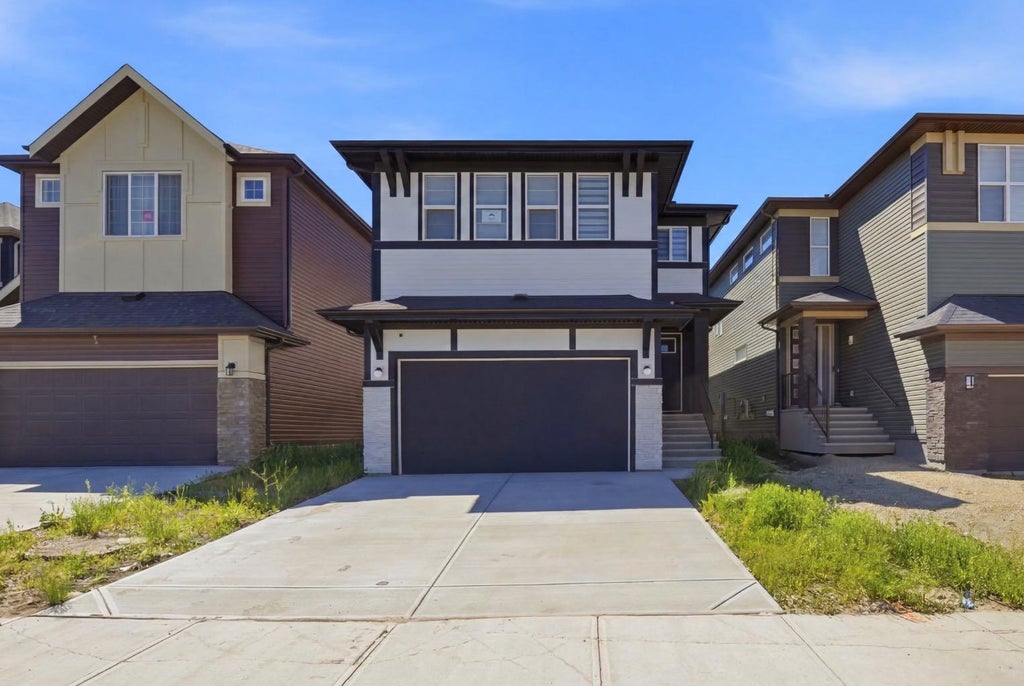 Photo of 79 amblefield Grove NW, Calgary, AB T3P 2K1 (MLS # A2327639)