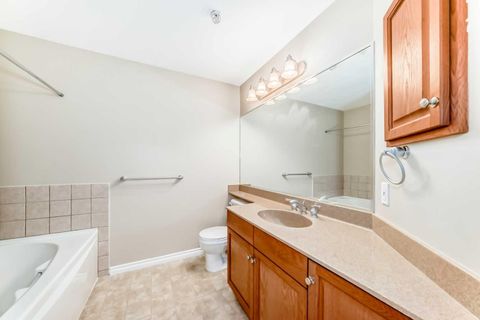 Tiny photo for 1726 14 Avenue NW #708, Calgary, AB T2N 4Y8 (MLS # A2275203)