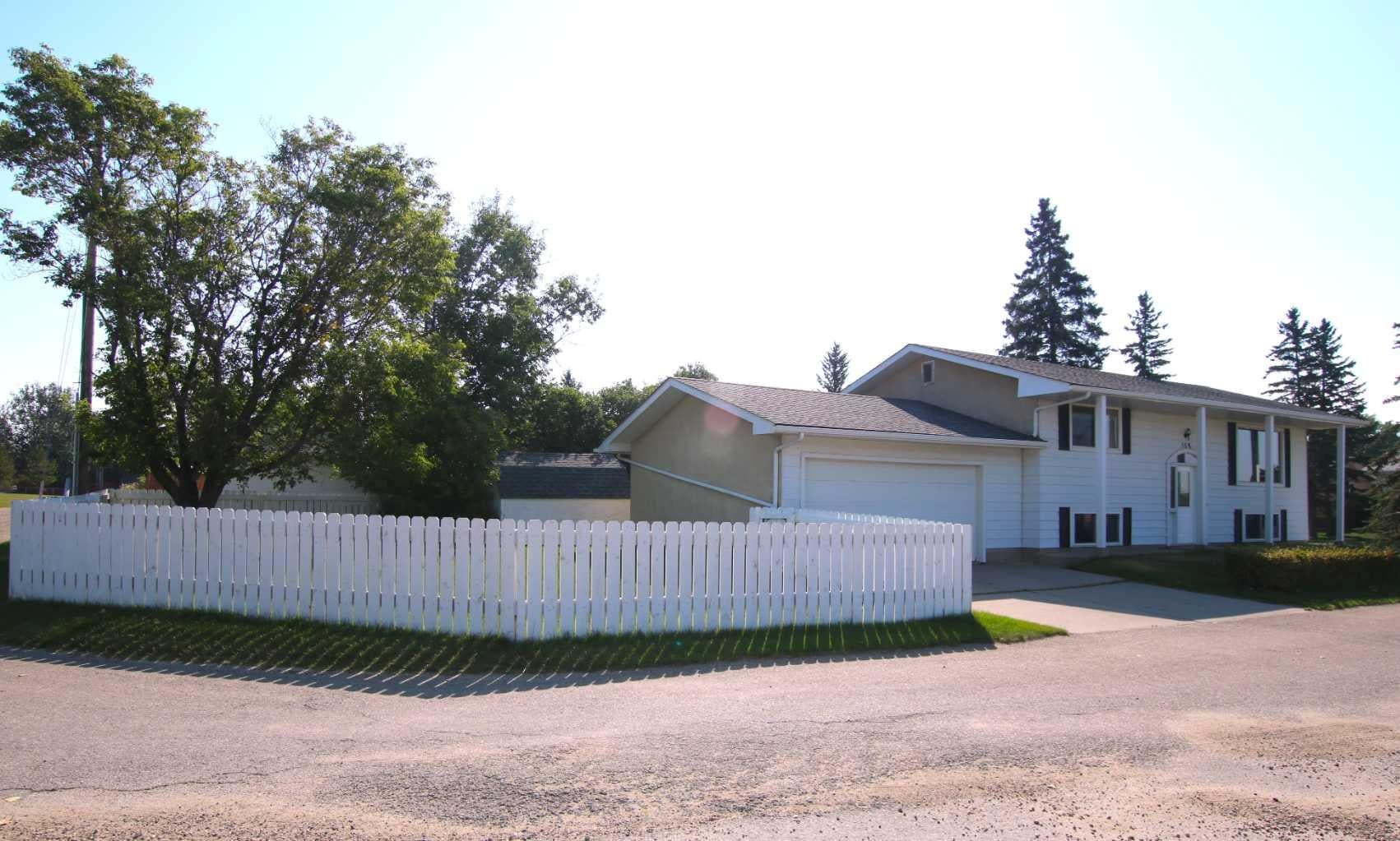 108 Flett Drive NE