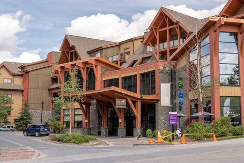 187 Kananaskis Way 108 Canmore AB T1W 0A3