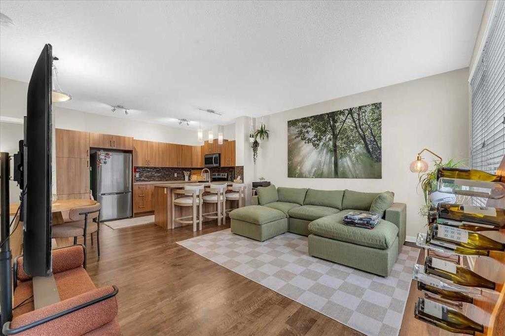 10 Auburn Bay Avenue SE 315